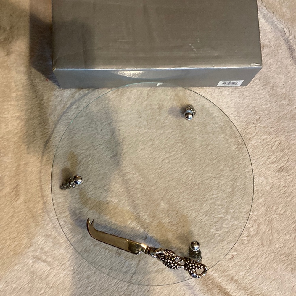 New in box elegance glass cheese tray with grape server